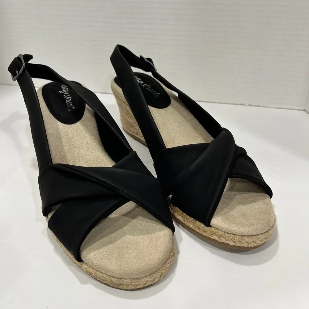 Easy Street Womens Maureen Wedge Sandals. Size‎ 9.5 Color: Black